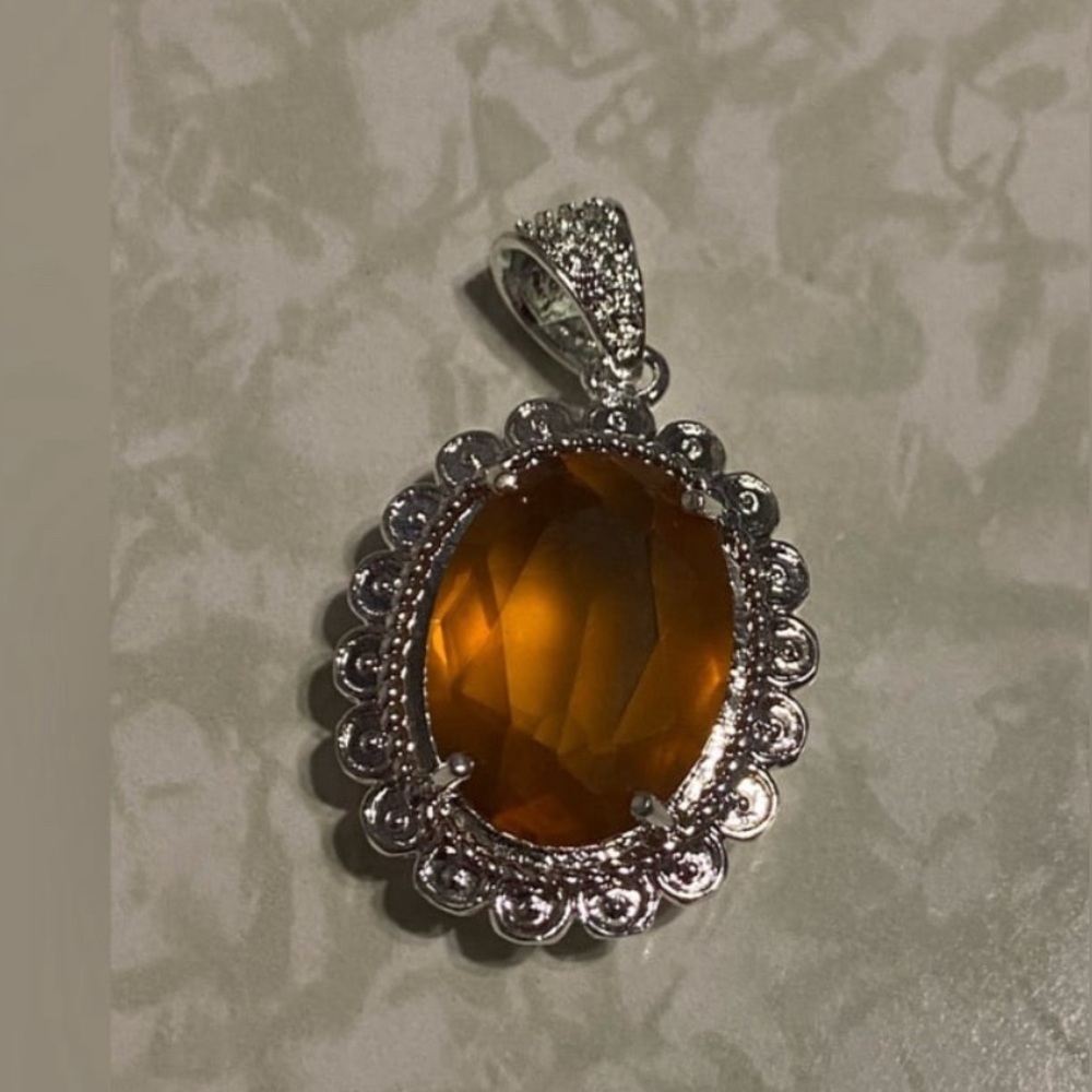 Costume Glass Pendant #6239 - Picture 4 of 4